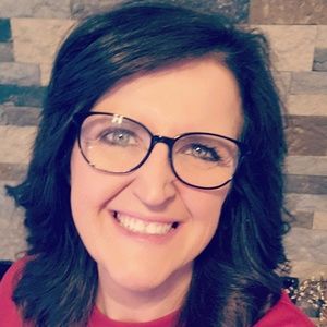 Meet your Posher, Katrina